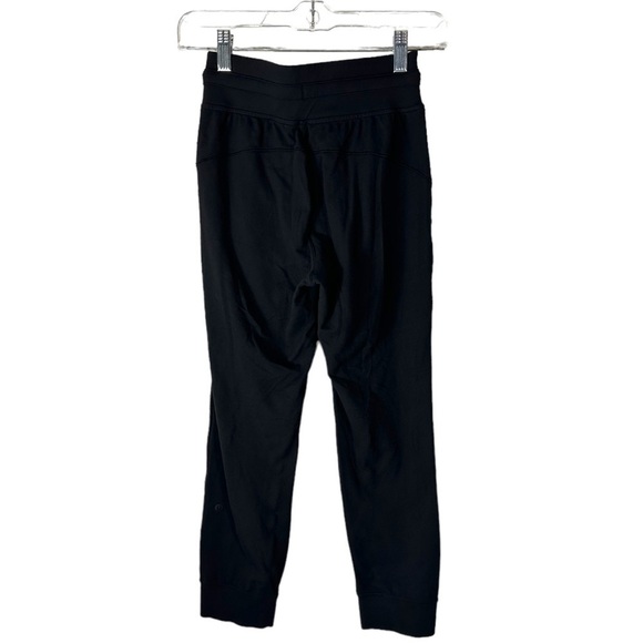 Lululemon Ready to Rulu Jogger Crop Black SZ 2 - Picture 3 of 8